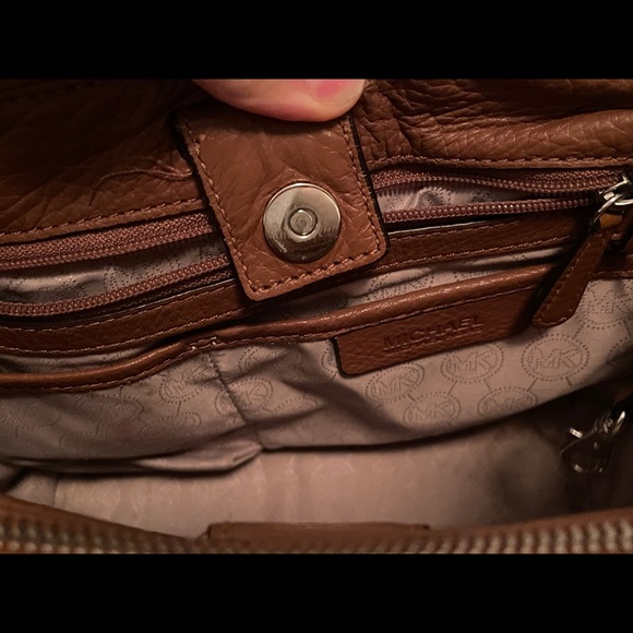 Michael Kors handbag - Picture 5 of 7